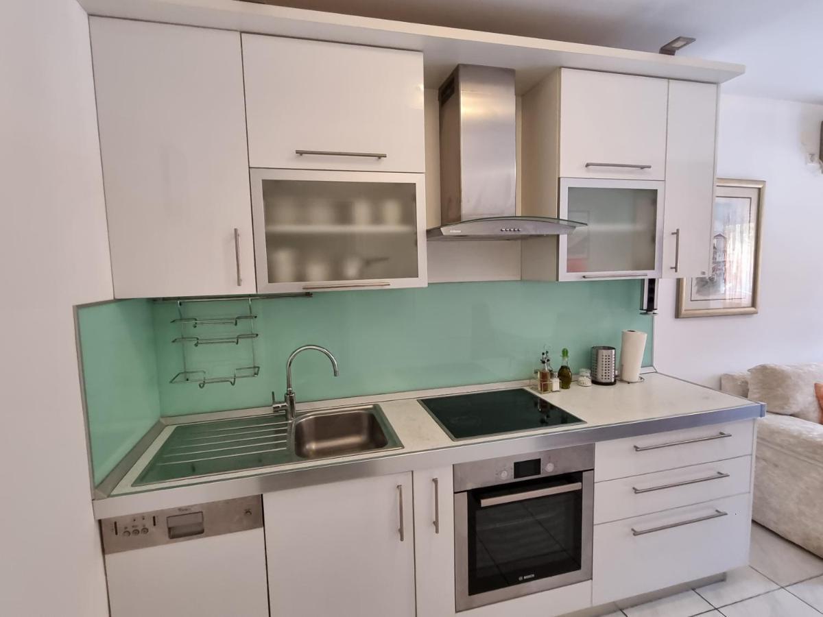 Nani Apartment Сплит Екстериор снимка